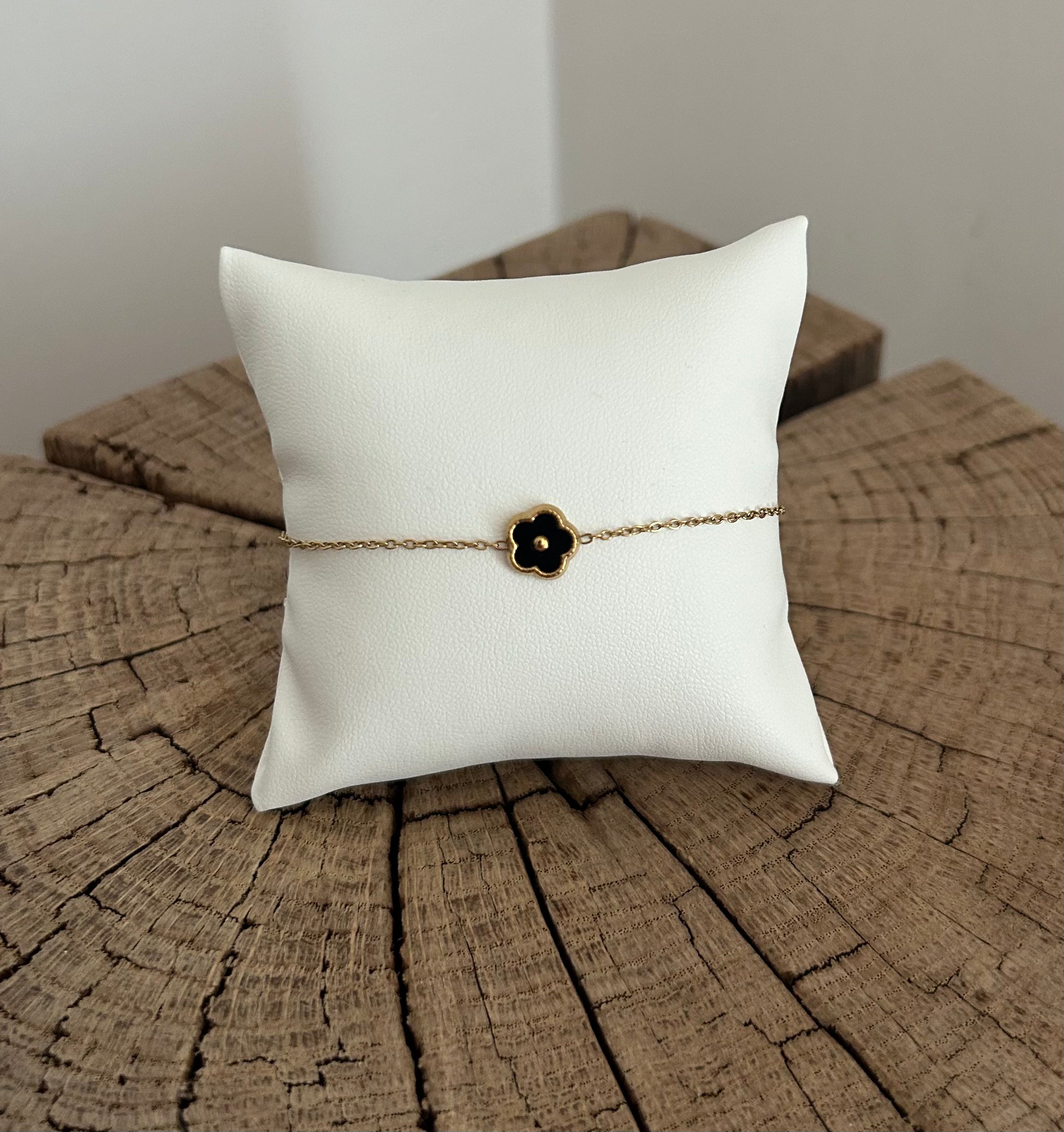 Bracelet Doré & Fleur Noire – Acier Inoxydable