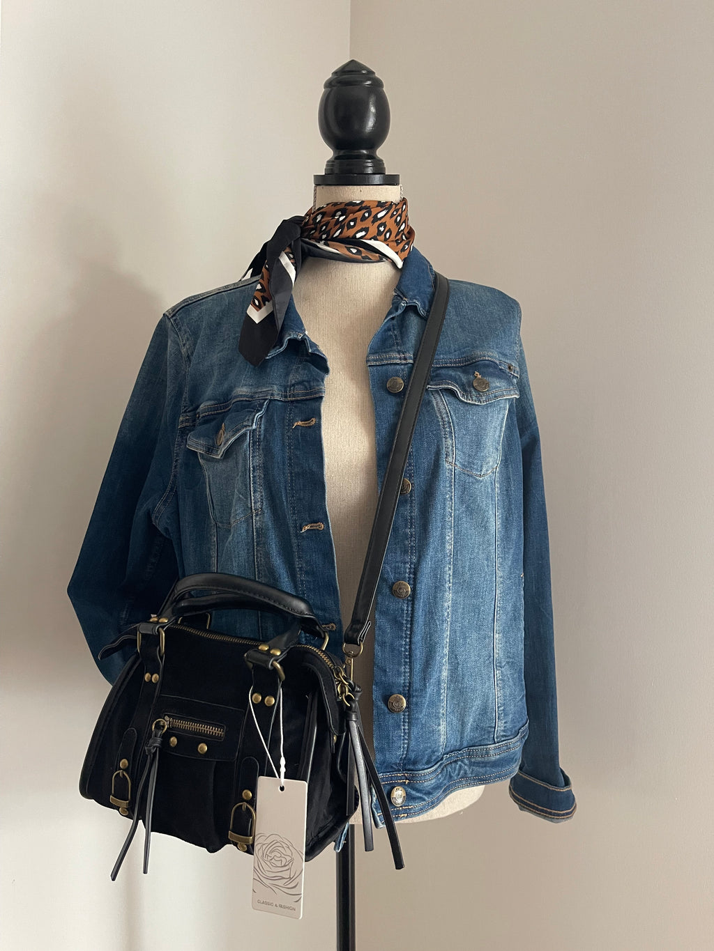 Sac à Main Style Rock Y2K 🔖 – Suédine Noire & Bronze Antique