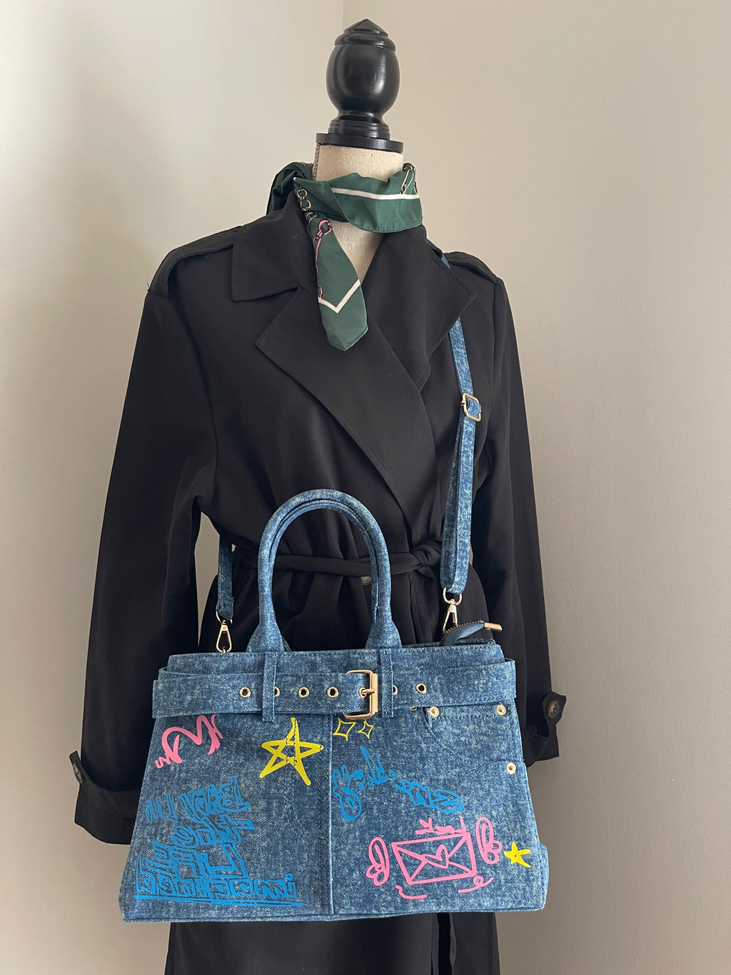 Sac à Main Jean Graffiti Y2K 🎨 – Bleu & Multicolore
