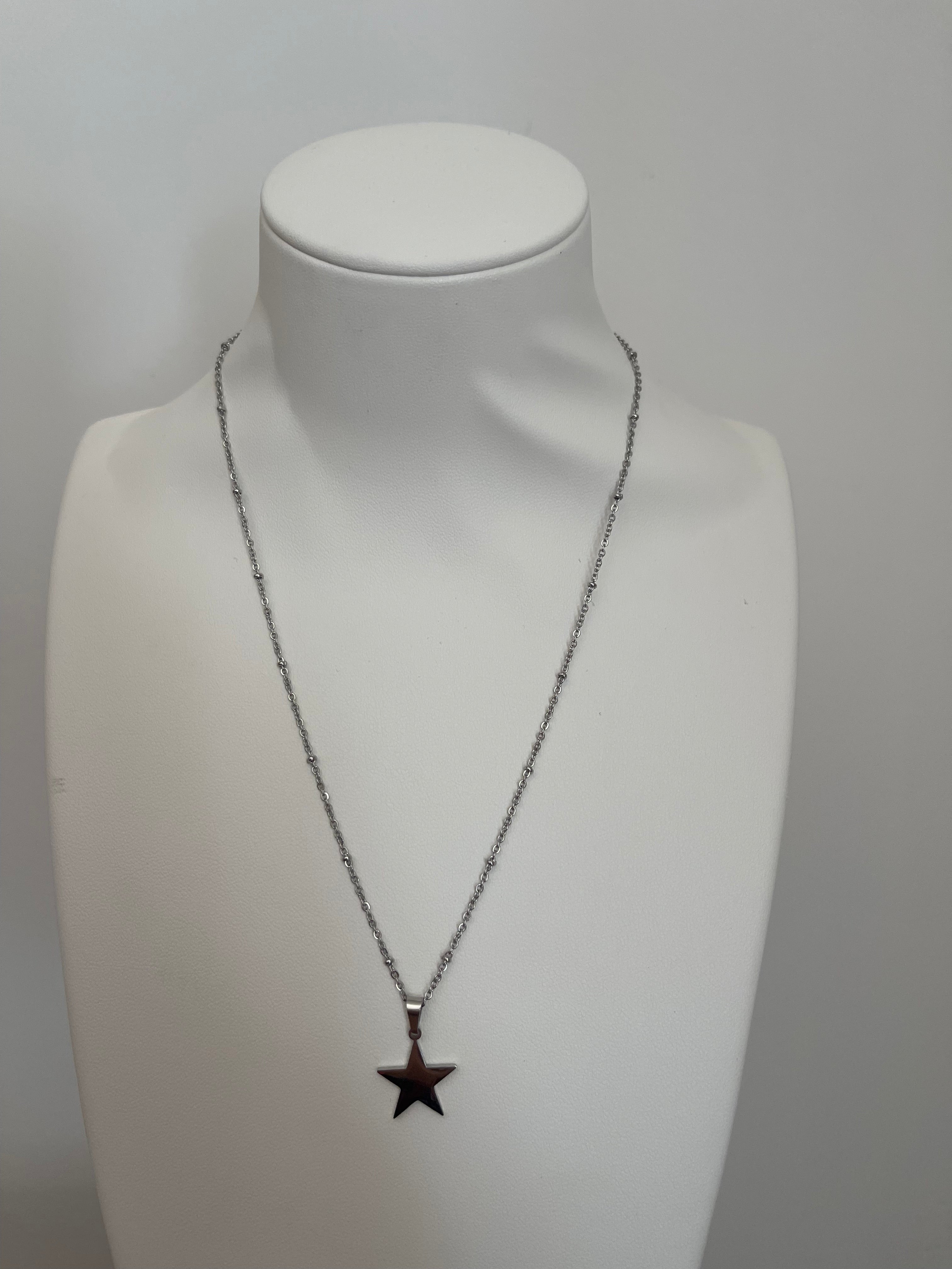 Collier Pendentif Étoile - Acier Inoxydable Argenté