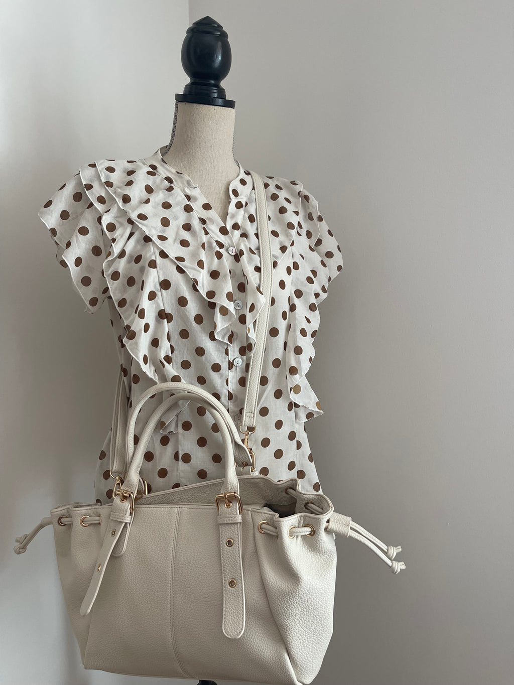 Sac à Main Similicuir Grainé ✨ – Crème & Doré