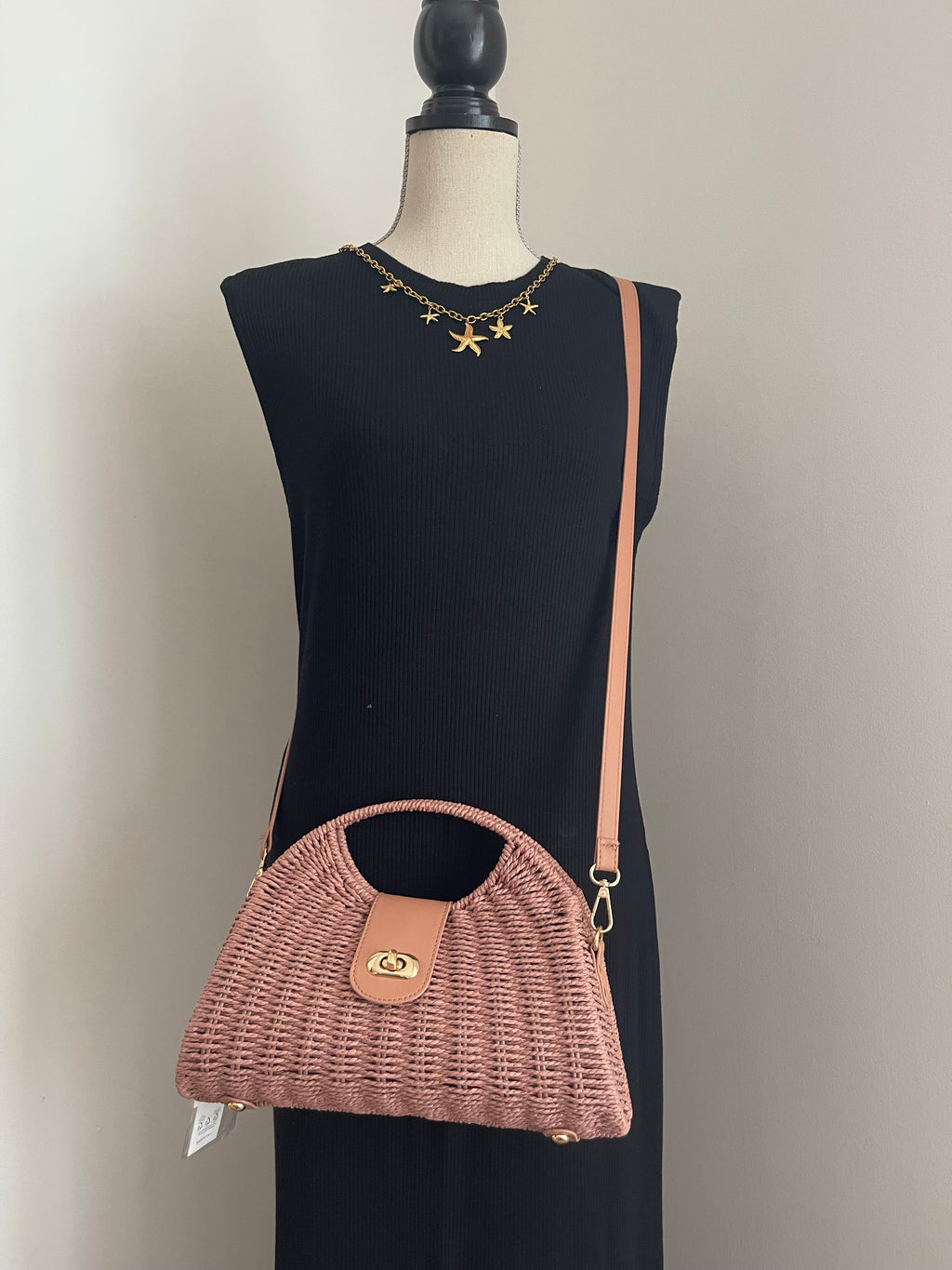 Sac Rotin Tressé 🌸 – Port Main & Bandoulière – Rose Poudré