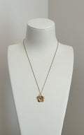 Collier Pendentif Fleur Doré - Acier Inoxydable
